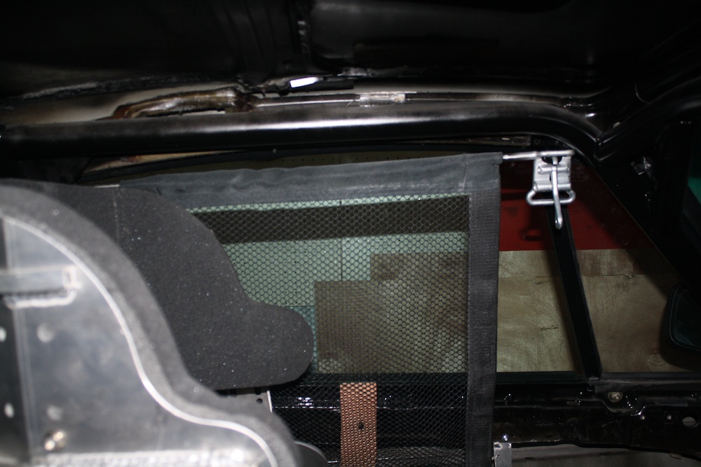 Name:  Window Net Up.jpg
Views: 436
Size:  167.9 KB